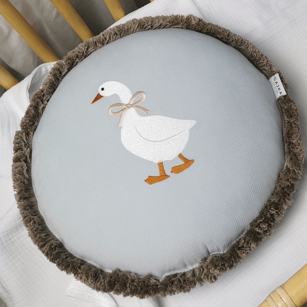 Round pillow with fringes - Gajka